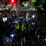 Argentina, i sostenitori di Milei in festa a Buenos Aires