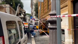 Roma, operaio muore schiacciato da un macchinario