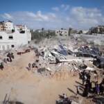Israele, raid sul campo profughi di Nusairat nel centro della Striscia di Gaza