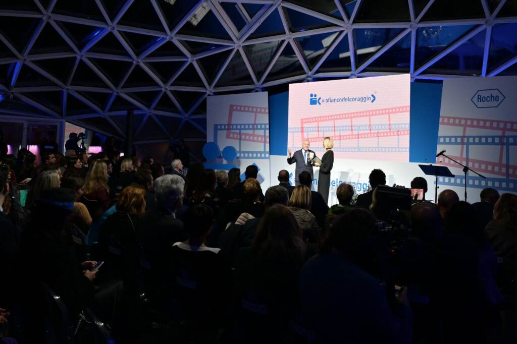 Galleria foto 'Tumori, uomini che amano le donne: a Roma il premio letterario di Roche – GALLERY' - foto 3