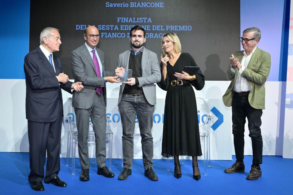 Galleria foto 'Tumori, uomini che amano le donne: a Roma il premio letterario di Roche – GALLERY' - foto 20