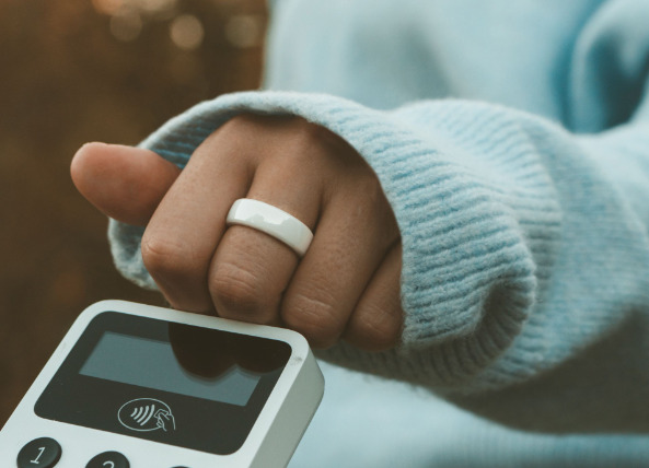 Intesa Sanpaolo, con Mastercard e Tapster per lancio payment ring in Italia Intesa Sanpaolo, con Mastercard e Tapster per lancio payment ring in Italia