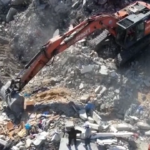 Gaza, raid su campo profughi Nuseirat: drone mostra distruzione