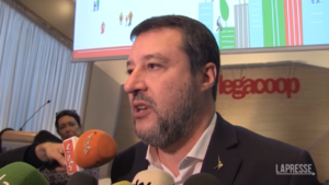 Case popolari, Salvini: “Priorità a chi vive da sempre in questo Paese”
