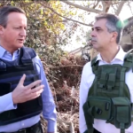 Israele, David Cameron visita il kibbutz di Be’eri