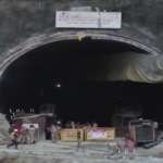 India, ripresi i lavori per soccorrere i 41 operai intrappolati in tunnel