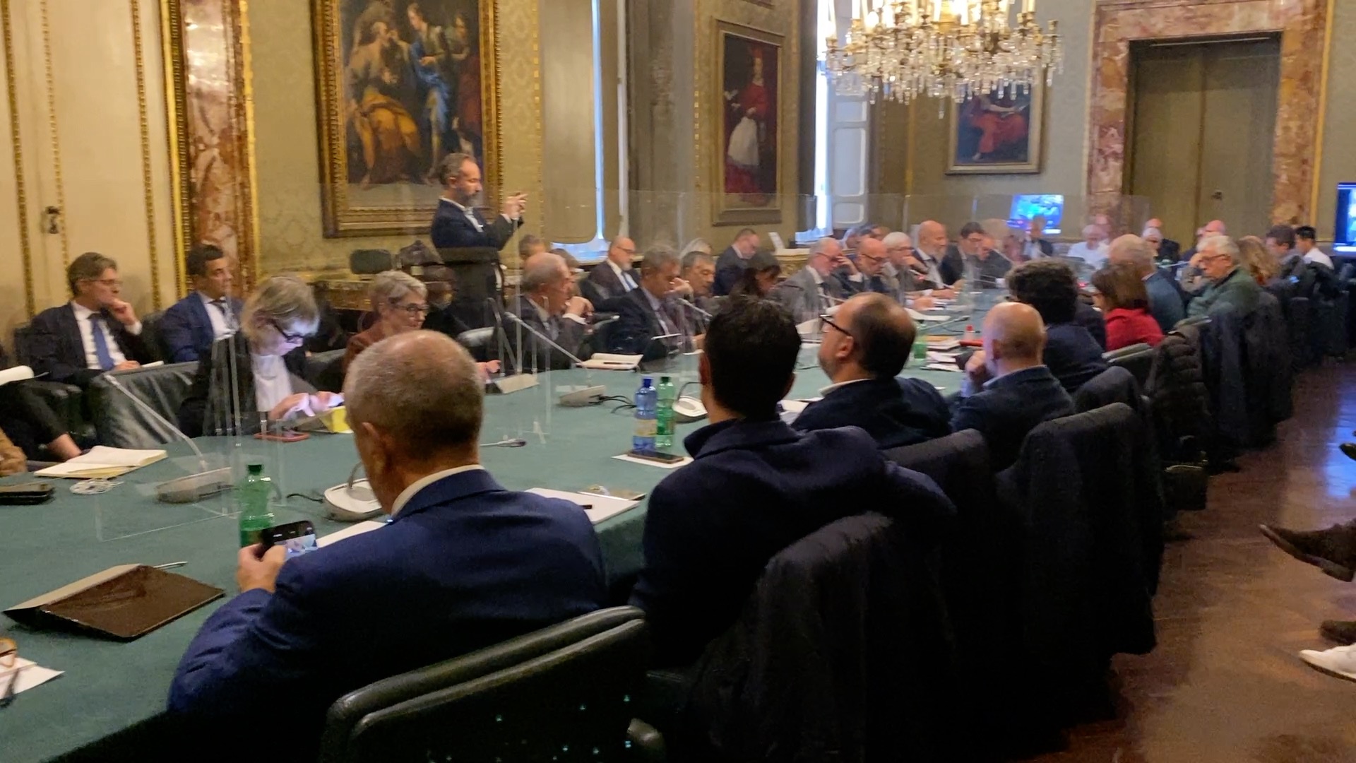 Banche, firmato rinnovo contratto: 435 euro di aumento medio