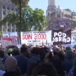 Argentina, madri di Plaza de Mayo manifestano contro Milei