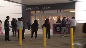 Usa, Black Friday: centro commerciale nel New Jersey evacuato per allarme bomba