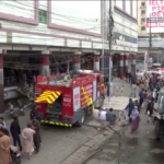 Pakistan, incendio in centro commerciale: almeno 10 morti