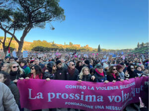 Violenza donne, Una Nessuna Centomila: “Oltre 500mila ieri in piazza a Roma”