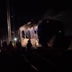 Cosenza, treno travolge camion: le immagini dopo lo scontro