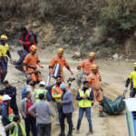 India, tutti salvi i 41 operai intrappolati nel tunnel
