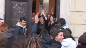 Scuola, dentro l’occupazione del liceo romano Ripetta