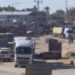 Gaza, aiuti umanitari entrano nella Striscia dal valico di Rafah