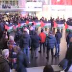 Roma, blitz di manifestanti pro-Palestina a stazione Termini