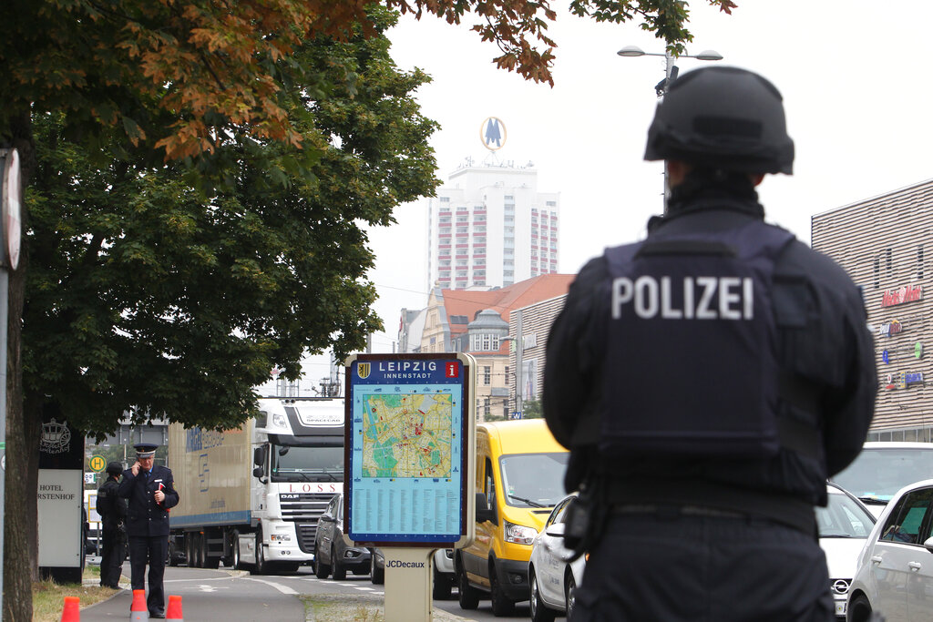 Germania corteo carnevale attentato feriti