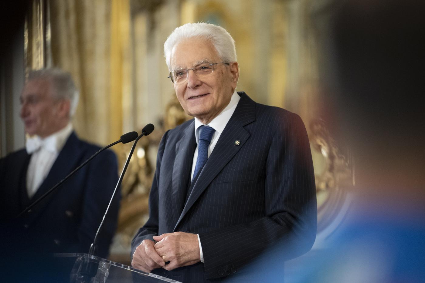 Mattarella: “Pluralismo televisivo sostanzia libertà di espressione”
