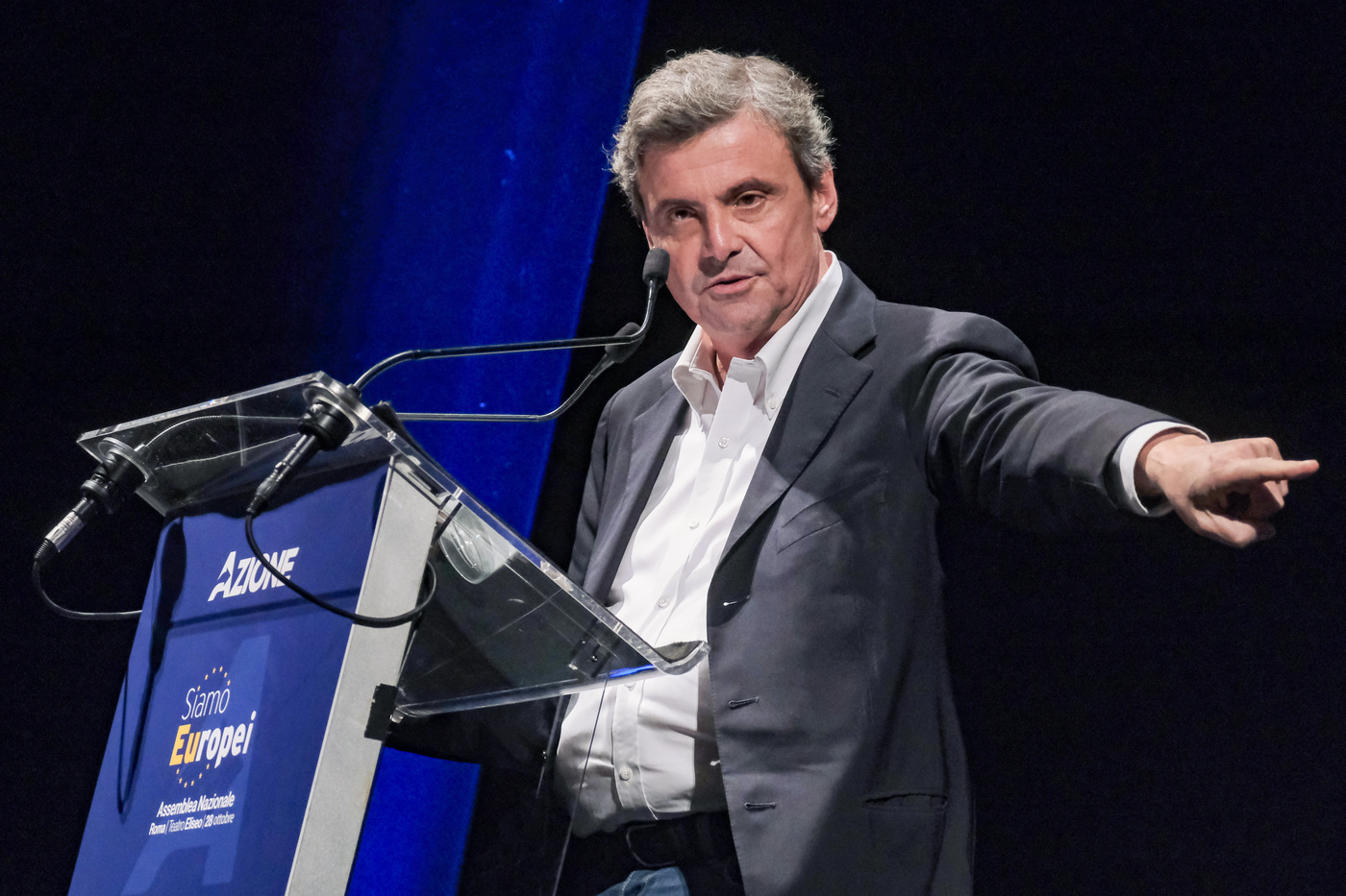 Giustizia, Calenda: “Fate riforma e stop polemiche”