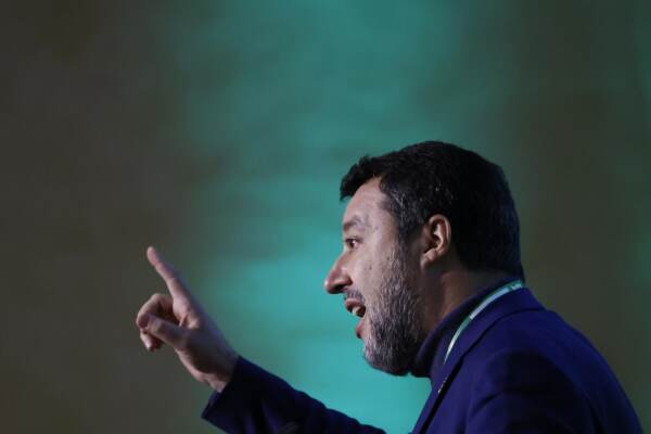 Salvini: “Centrodestra sia unito, un errore dividerci in Europa”