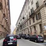Torino, trovato cadavere in cantina: la scientifica sul posto
