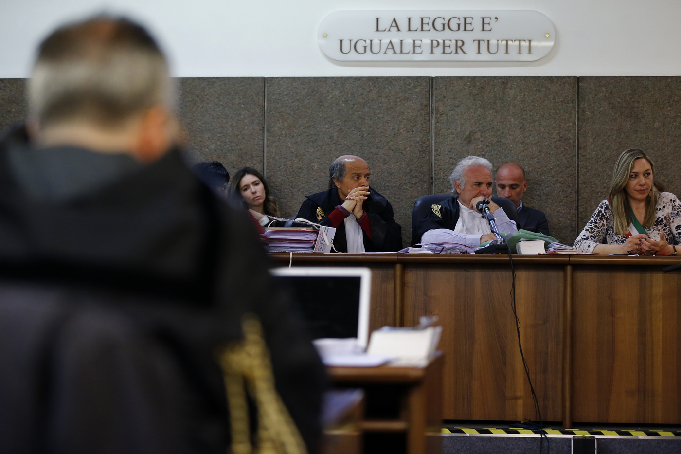 Roma, uccise moglie nel sonno: assolto per incapacità di intendere e volere Roma, uccise moglie nel sonno: assolto per incapacità di intendere e volere