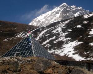 I ghiacciai dell’Himalaya reagiscono al riscaldamento globale e abbassano temperatura dell’aria