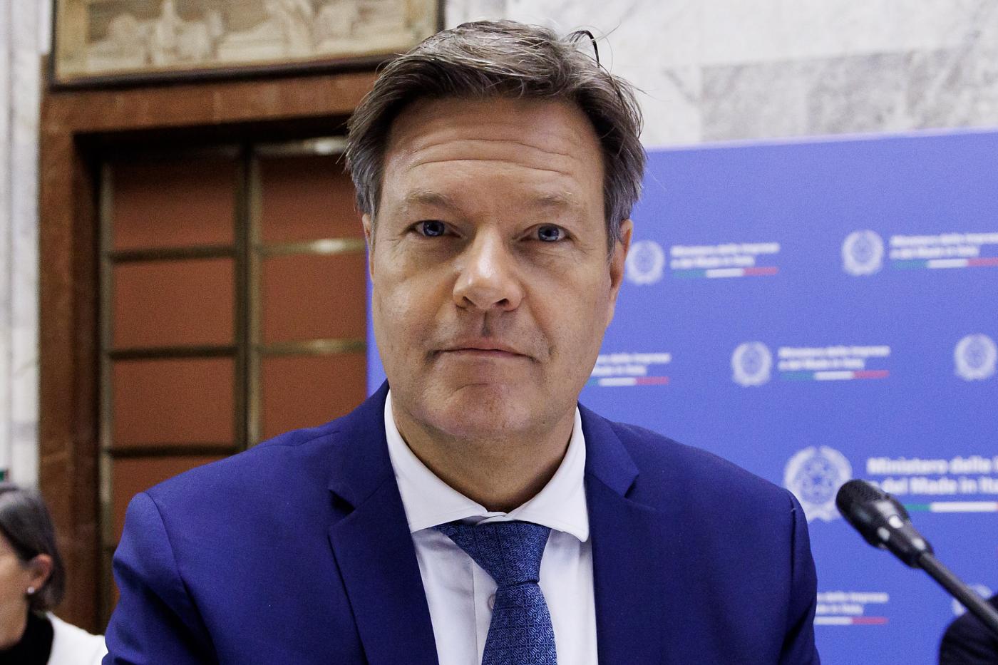 Germania, comici russi di scherzo a Meloni beffano ministro Economia Habeck