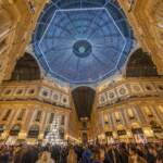 Milano, Albero di Natale in Galleria Vittorio Emanuele