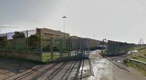 Cagliari, studente accoltellato: 14enne in carcere minorile per tentato omicidio