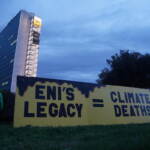 Clima, blitz Greenpeace in sede Eni a Roma: stop a petrolio e gas
