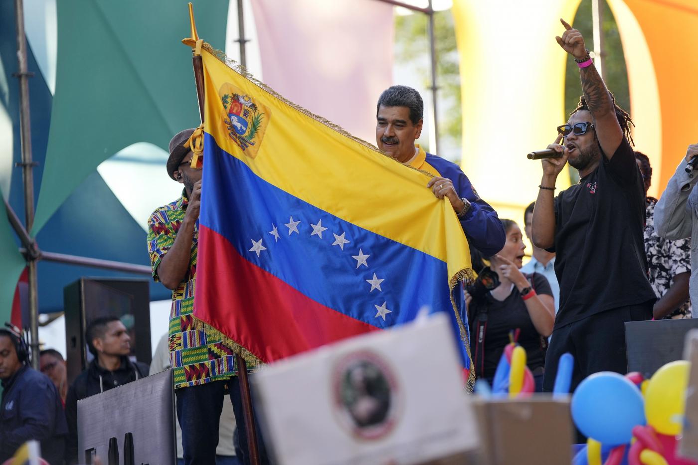 Venezuela, Maduro: “Sfruttare subito petrolio e miniere Esequibo”
