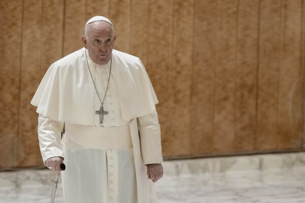 Papa Francesco: “Sto meglio ma mi affatico se parlo troppo”
