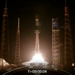 Spazio, razzo SpaceX trasporta in orbita 23 satelliti