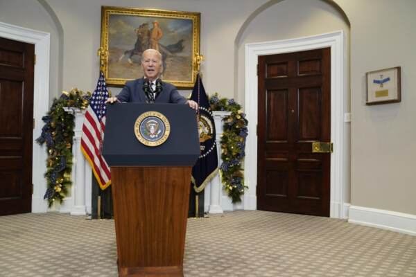Discorso di Joe Biden alla Casa Bianca sui finanziamenti per Ucraina
