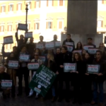 Cannabis legale, sit-in in piazza Montecitorio: partecipanti identificati