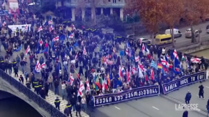 Georgia, dimostranti in piazza a Tiblisi per l’adesione alla Ue