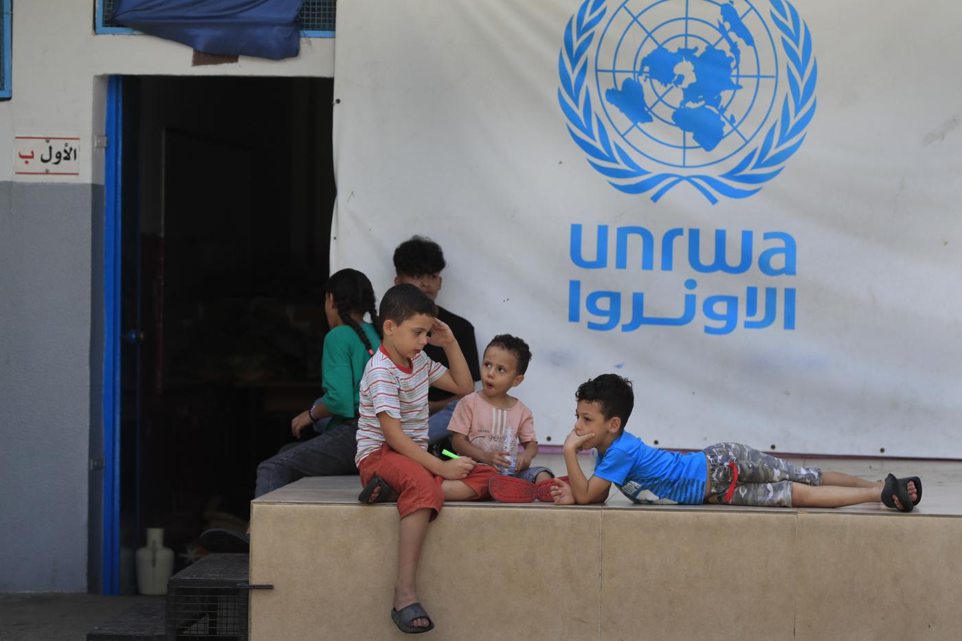 Medioriente, Idf: “Armi nascoste in peluche e borse Unrwa in scuole Gaza”