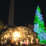 Natale, inaugurati in piazza San Pietro il presepe e l’albero