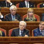 Concerto di Natale in Senato, standing ovation per Mattarella