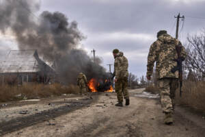 Ucraina, attacchi russi su Avdiivka nel Donetsk 24 ore su 24
