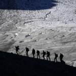 Montagna, dal caldo record ai 144 eventi meteo estremi: ghiacciai sotto scacco della crisi climatica