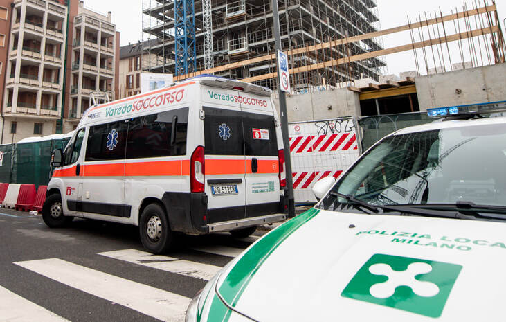 Milano, operaio muore schiacciato in cantiere edile