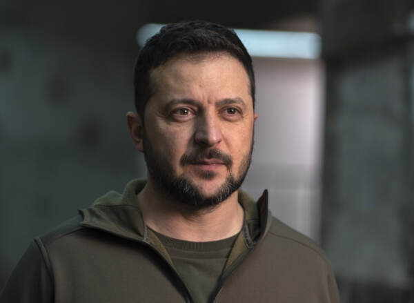 Ucraina, Zelensky: “Supereremo la pausa negli aiuti dagli Stati Uniti”