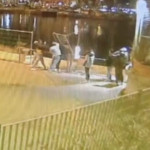 Cagliari, vandali al porto gettano transenne in mare: le immagini