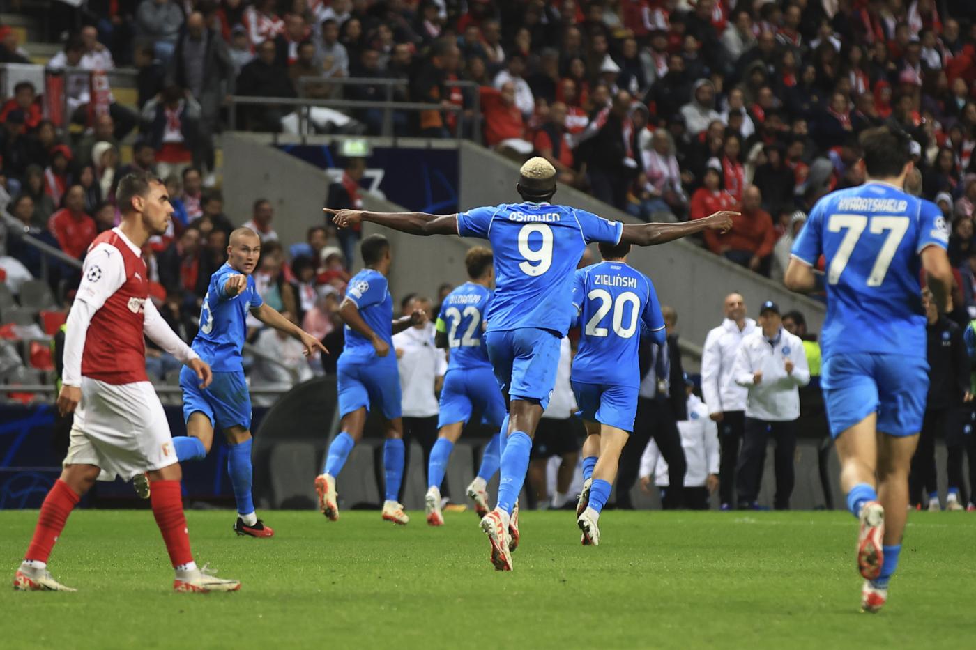 Champions, Napoli-Braga 2-0, campani qualificati agli ottavi