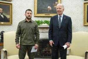Il presidente Joe Biden e la first lady incontrano Volodymyr Zelensky e moglie a Washington