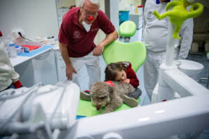 Torino, alla Dental School delle Molinette dog therapy per bimbi con disabilità