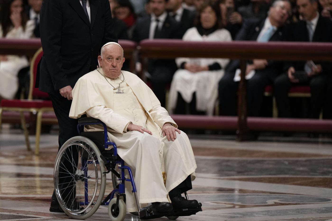 Papa: “Nonostante problemi di salute mai pensato a dimissioni”