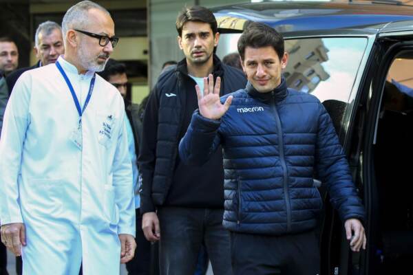Turchia, l'arbitro Meler aggredito lascia l'ospedale